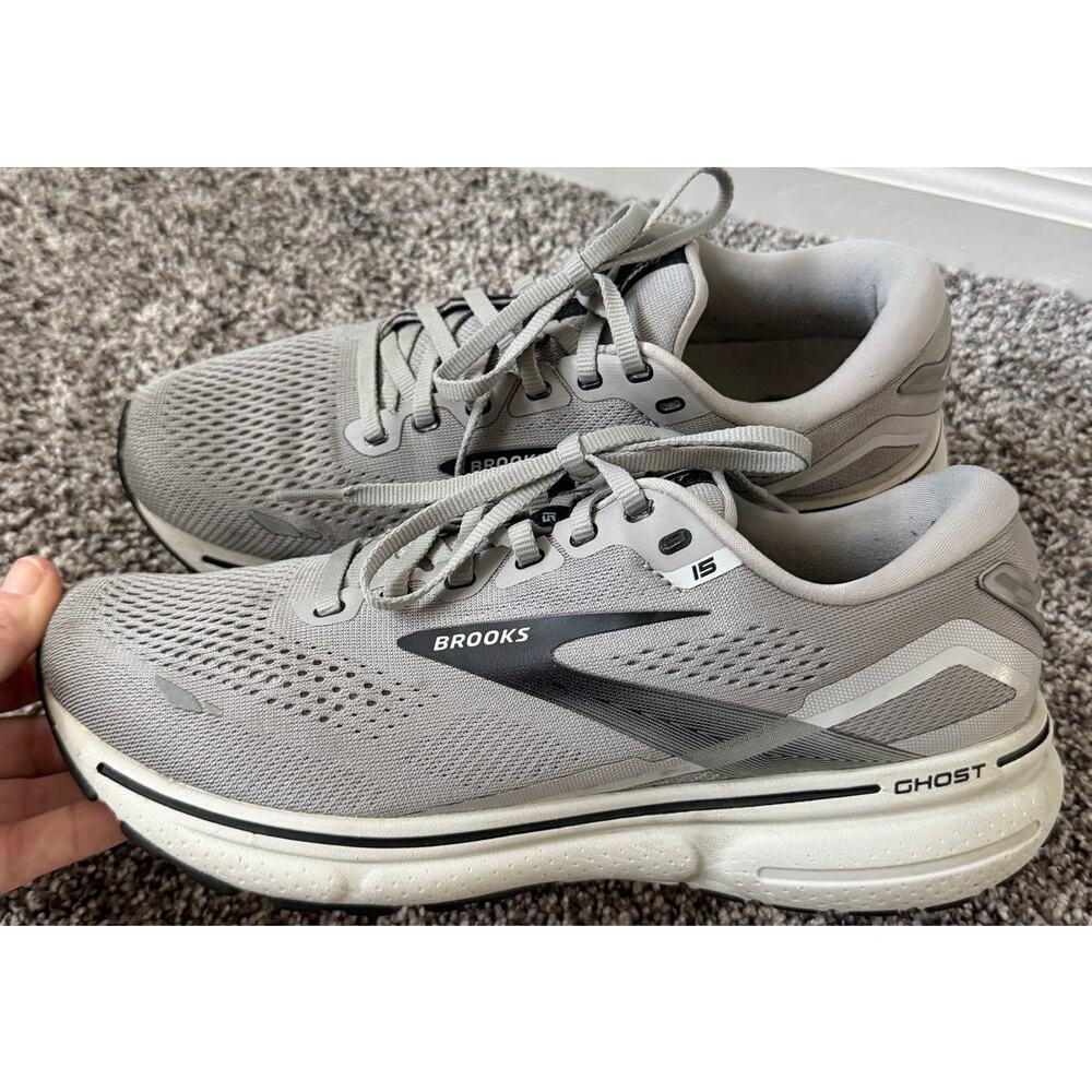 Brooks Ghost 15 men's size 8.5